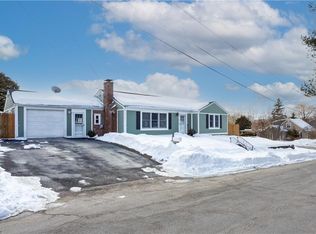 32 Harrington Dr, Johnston, RI 02919