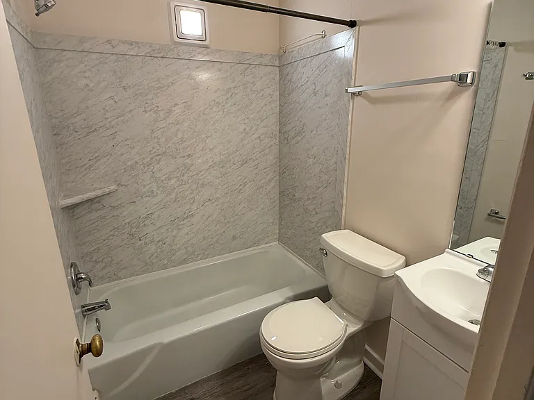 315 Richfield Ave #1 — Photo 3