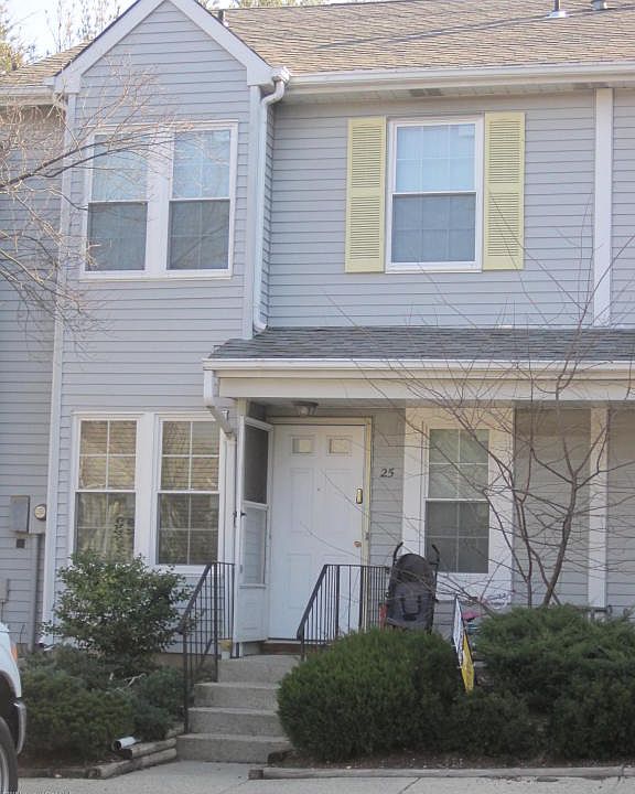 1st image of 25 Louisburg Sq #25