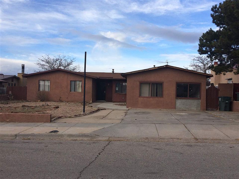 1st image of 2613 Calle Primavera