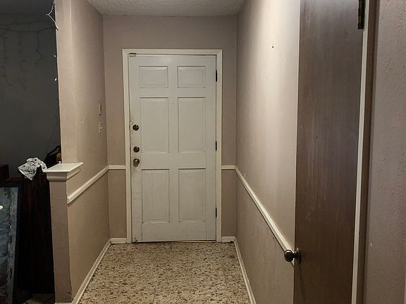 5th image of 3609 Ashford Ave