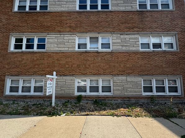 5927 W Addison St APT 1C