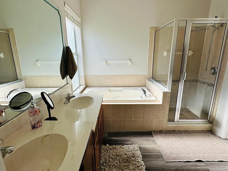 14533 Cotswolds Dr — Photo 19