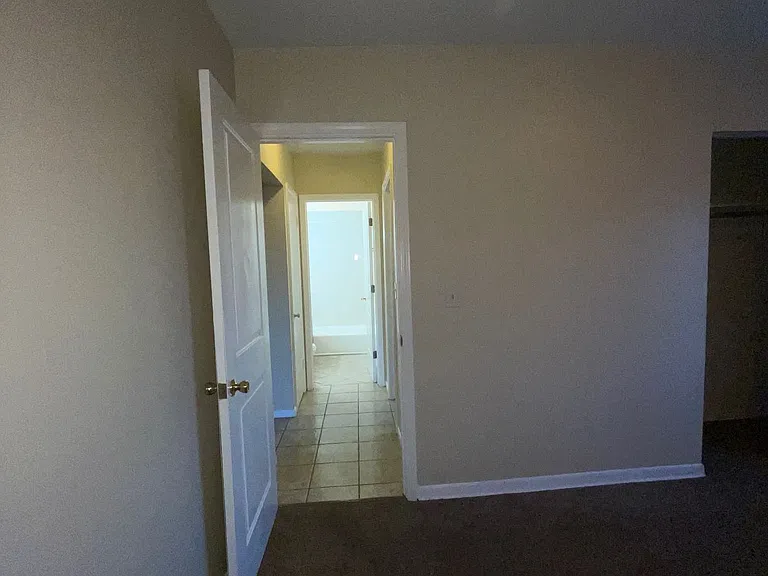 1735 Chestnut St #3C — Photo 2