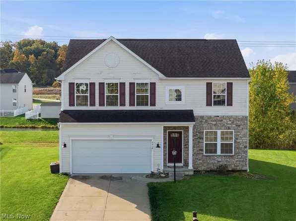 4418 Chevron Cir SW, Massillon, OH 44646