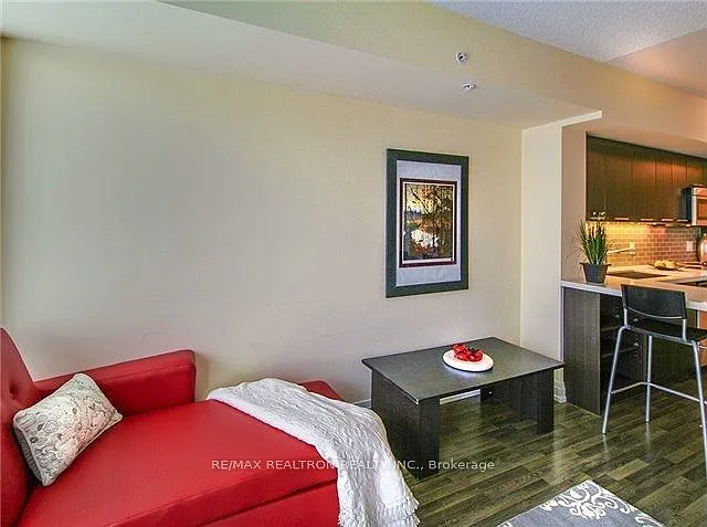 565 Wilson Ave #702W — Photo 7