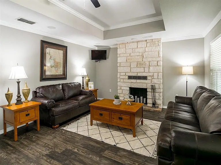 Residences at Holly Oaks — Photo 12
