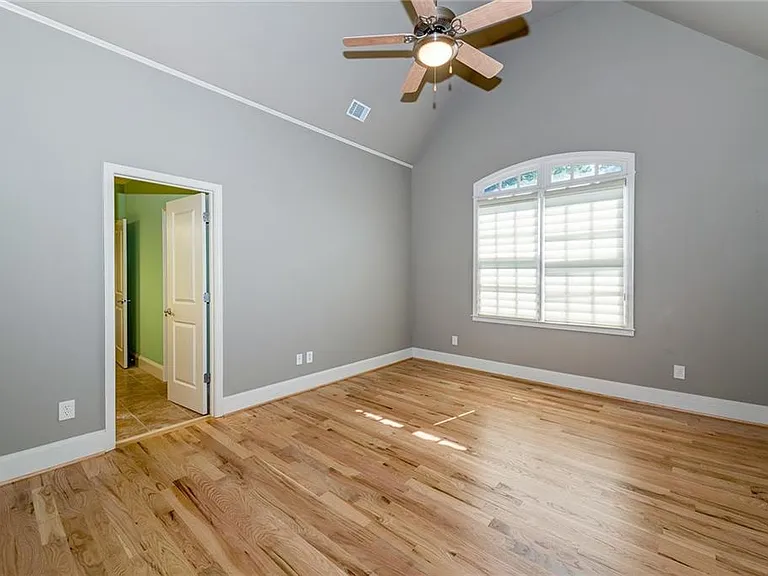950 Glengate Pl — Photo 26