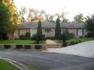 1204 Sequoyah Cir, Waycross, GA 31501