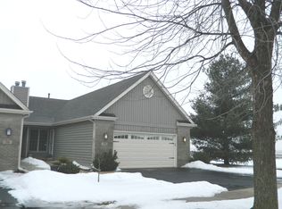 791 Meadow Ln, Hinckley, IL 60520