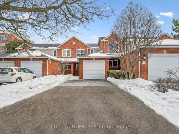 1070 Queens Ave, Oakville, ON L6H 2B5