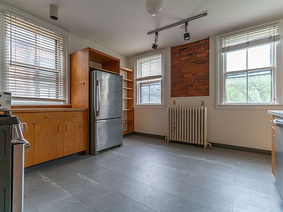 2nd image of 95 Olive St