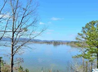 Leota Rd, Gadsden, AL 35907