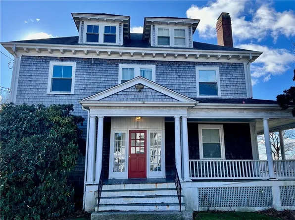 65 Dewey Ave, Tiverton, RI 02878