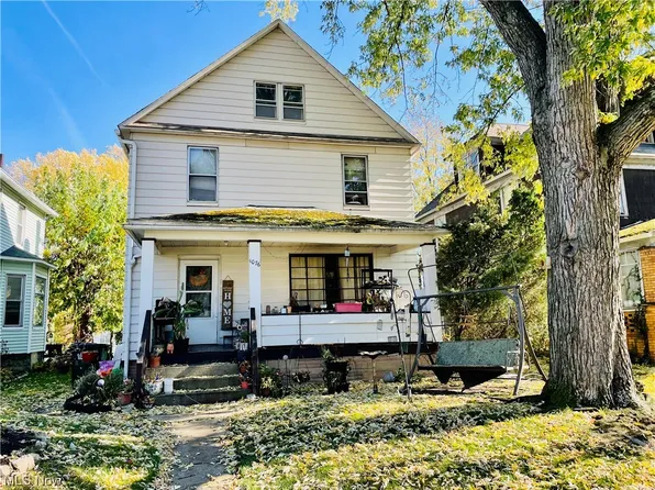 1076 S Seneca Ave, Alliance, OH 44601