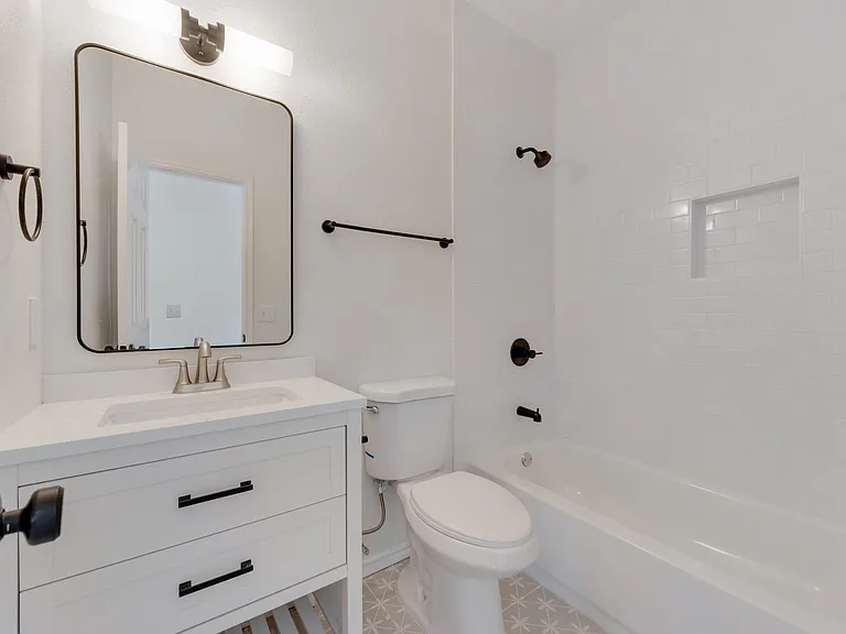 7307 Cresson Dr — Photo 16