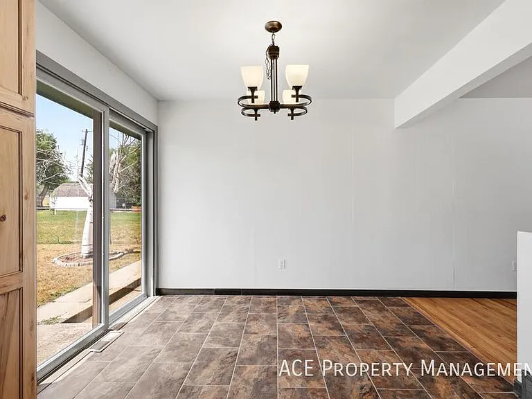 209 Wedgewood Dr — Photo 6
