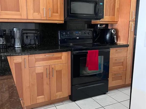 7662 SW 152nd Ave #321, Miami, FL 33193