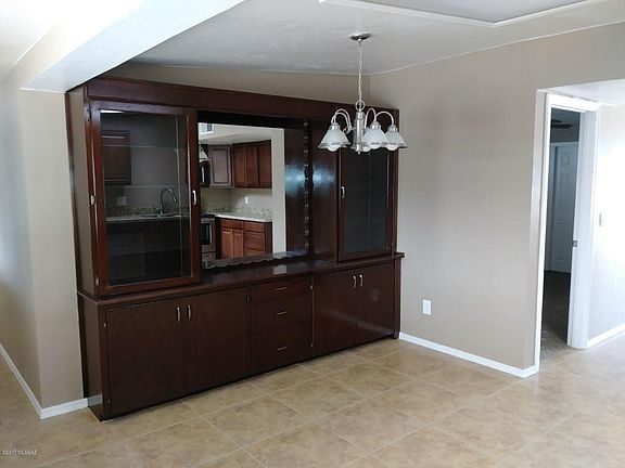 5th image of 2221 W Calle Comodo