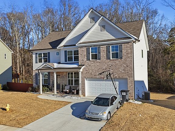 3rd image of 175 Paxton Ln