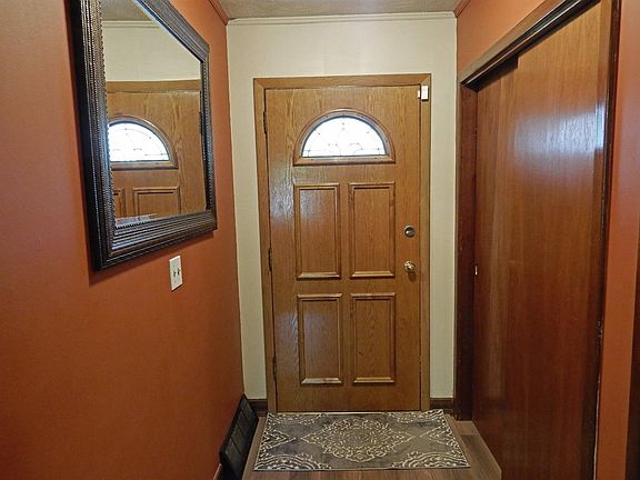 3rd image of 5421 W Benton St