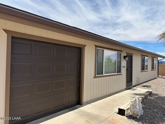 2nd image of 3756 Sunny Ridge Cir