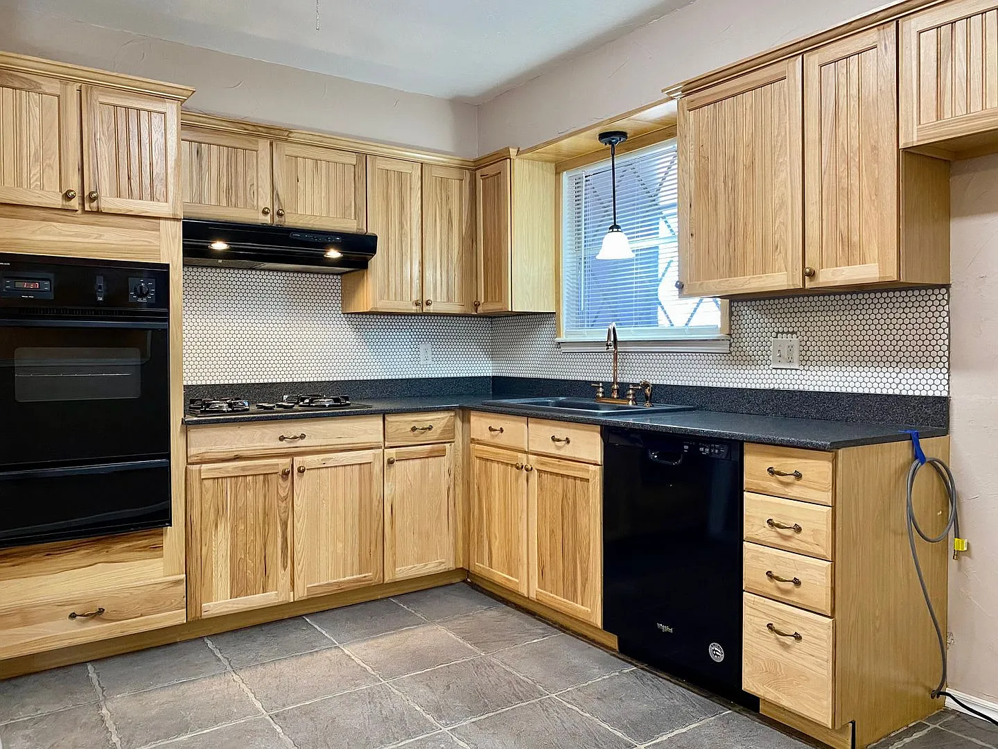 Rare 4 Bed, 2.5 Bath Home in Del City — Photo 3