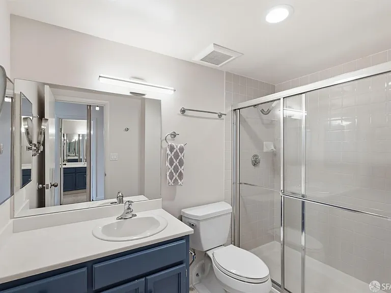 900 Bush St #321 — Photo 14