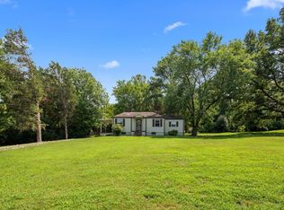 563 McMurray Dr, Nashville, TN 37211