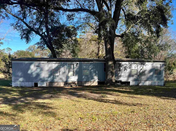 1015 Hidden Acres Dr, Eastman, GA 31023