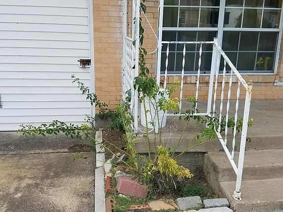 Front of House Close shot 1