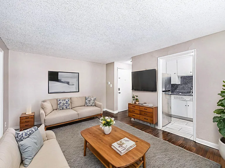 Manor Ridge Apartments — Photo 29