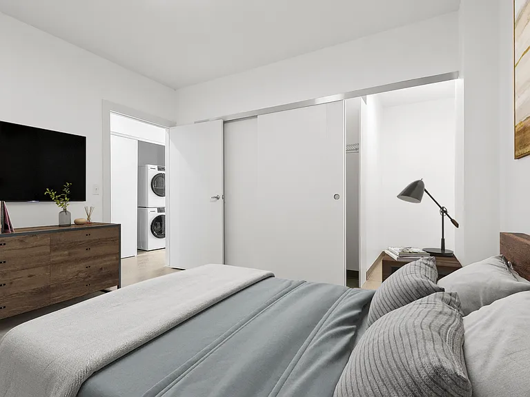 The Bank Tower Apartments — Photo 12