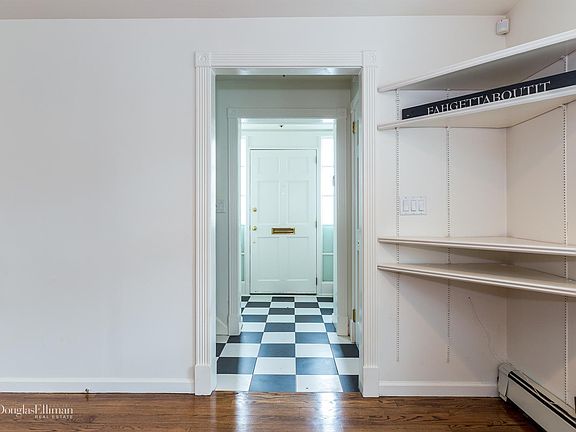 5th image of 27 Glenlawn Ave