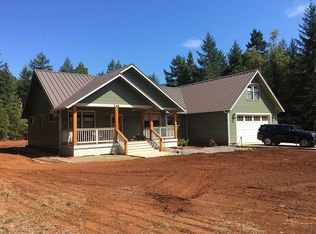 140 Deirdre Ct, Gasquet, CA 95543