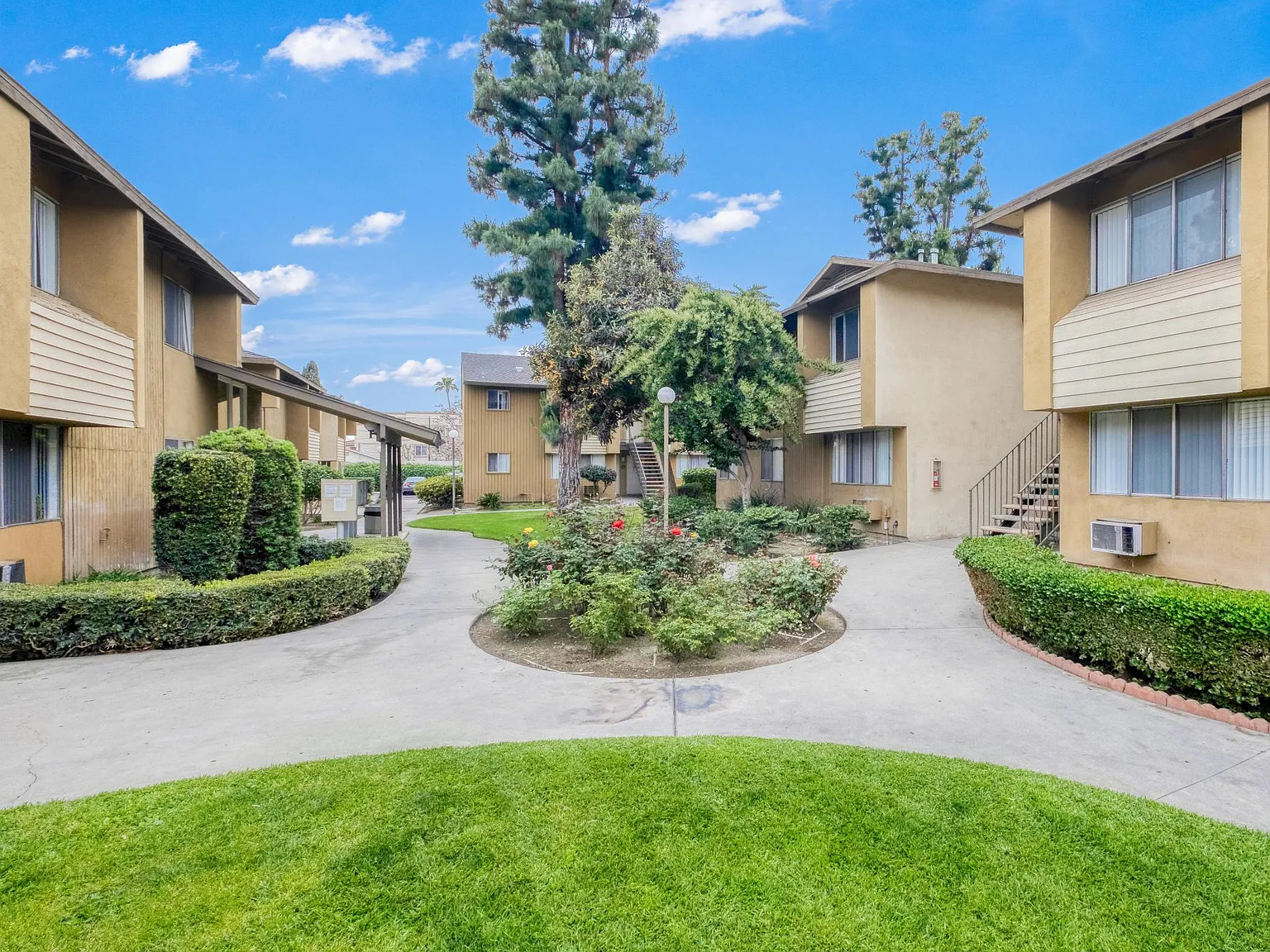 Riverstone Apartments — Photo 4