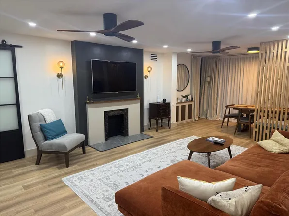 3700 Oaks Clubhouse Dr APT 103, Pompano Beach, FL 33069