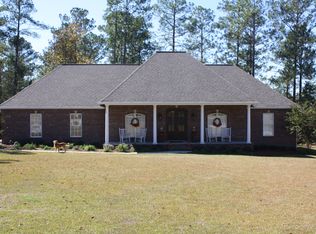 15 Falcon Point, Petal, MS 39465