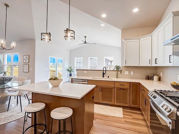 3rd image of 6613 Ramshorn Dr
