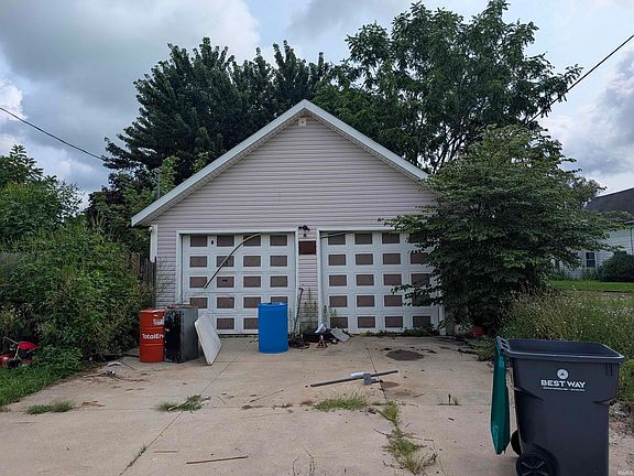 5th image of 9305 W Arch St