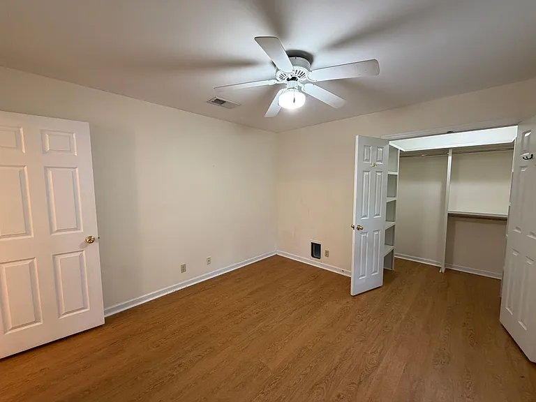 501 Pine St — Photo 14