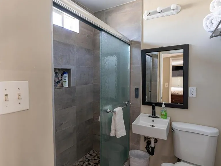 706 S Myers St — Photo 4