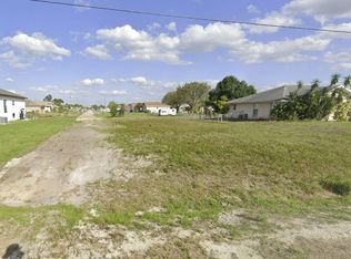 906 Fred Ave N, Lehigh Acres, FL 33971