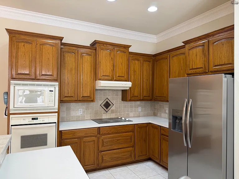4 Warwick Ct — Photo 8