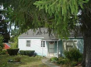 225 Spring Ave E, East Greenbush, NY 12144