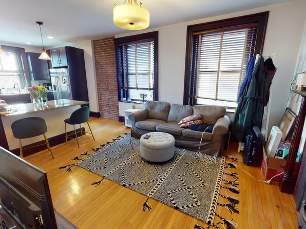 8 Davenport St #4, Cambridge, MA 02140