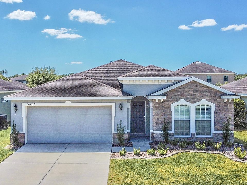 1st image of 10759 Clover Walk Dr