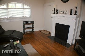 301 Third Historic Downtown Augusta Living Room Hardwood Flo