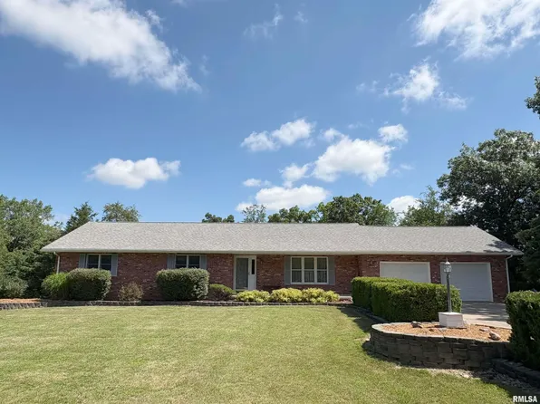 1326 N Hickory Hills Rd, Germantown Hills, IL 61548