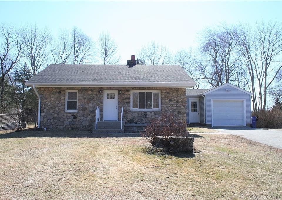 2nd image of 7 Rock Ridge Rd
